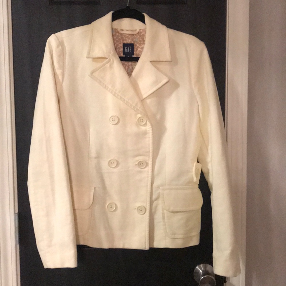 Gap women’s coat - size 10